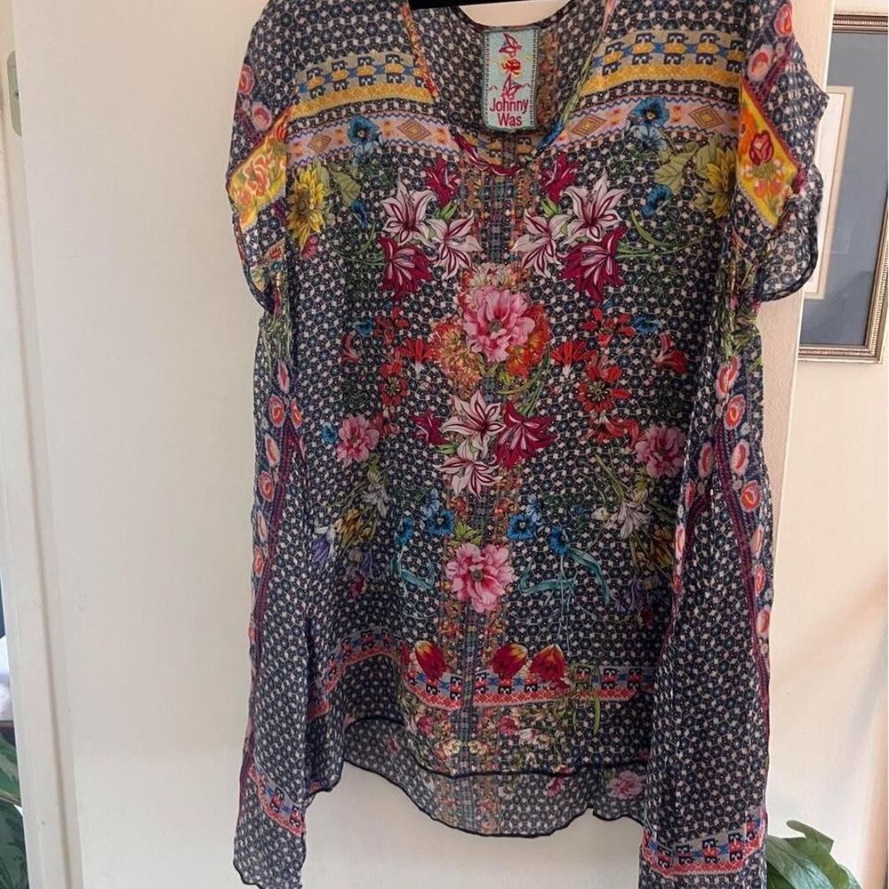 Johnny Was Silk Boho Floral Border Print Tunic Blouse Size M